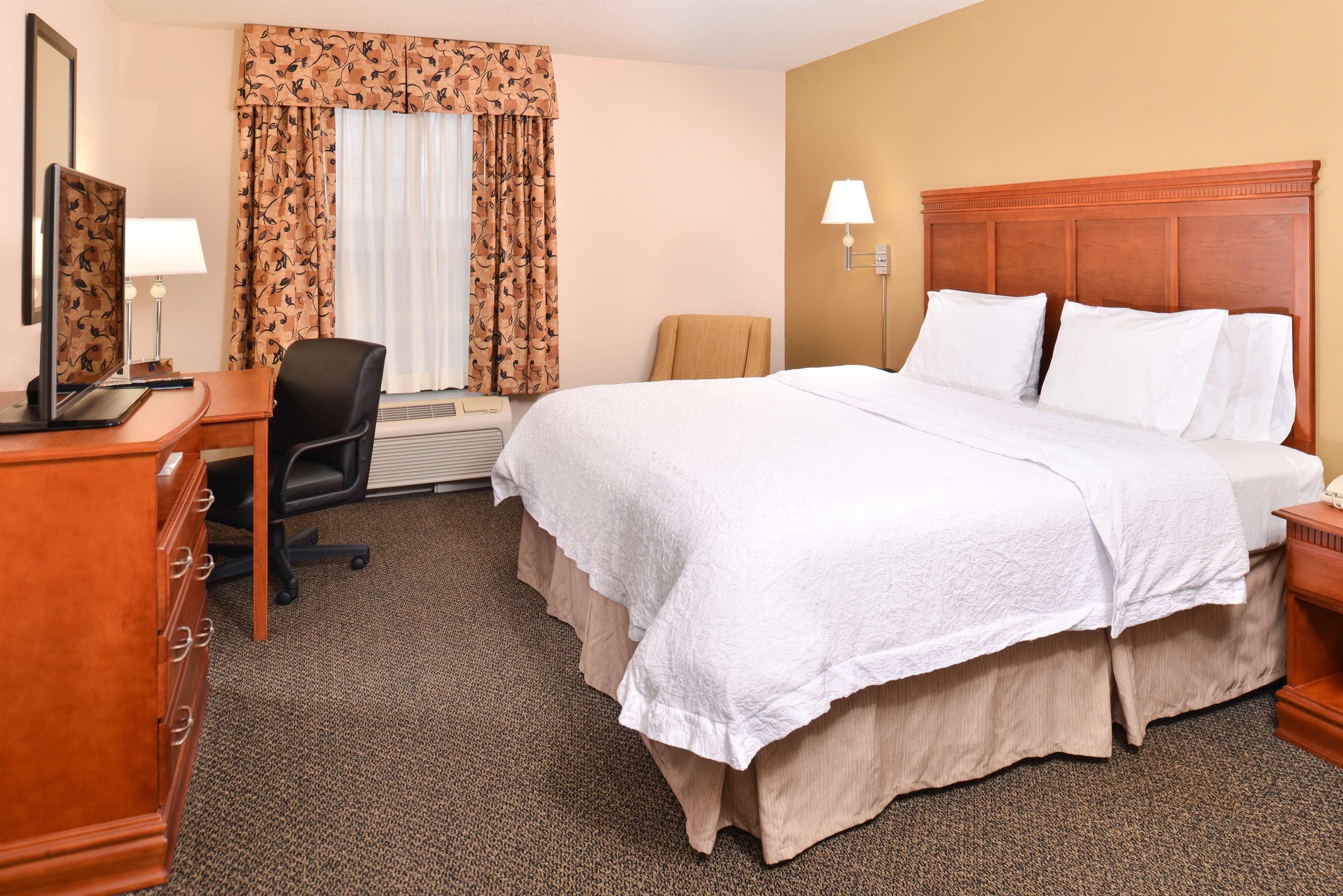 Hampton Inn & Suites Richmond Zewnętrze zdjęcie
