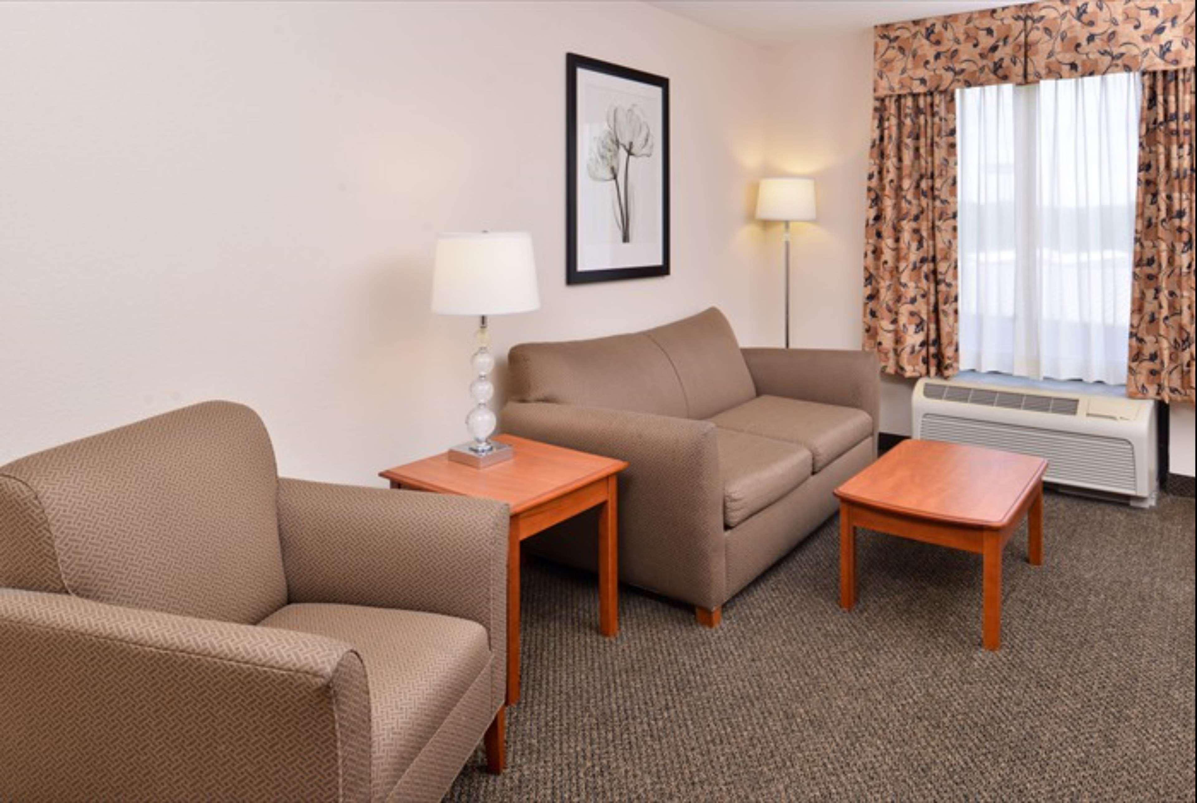 Hampton Inn & Suites Richmond Zewnętrze zdjęcie